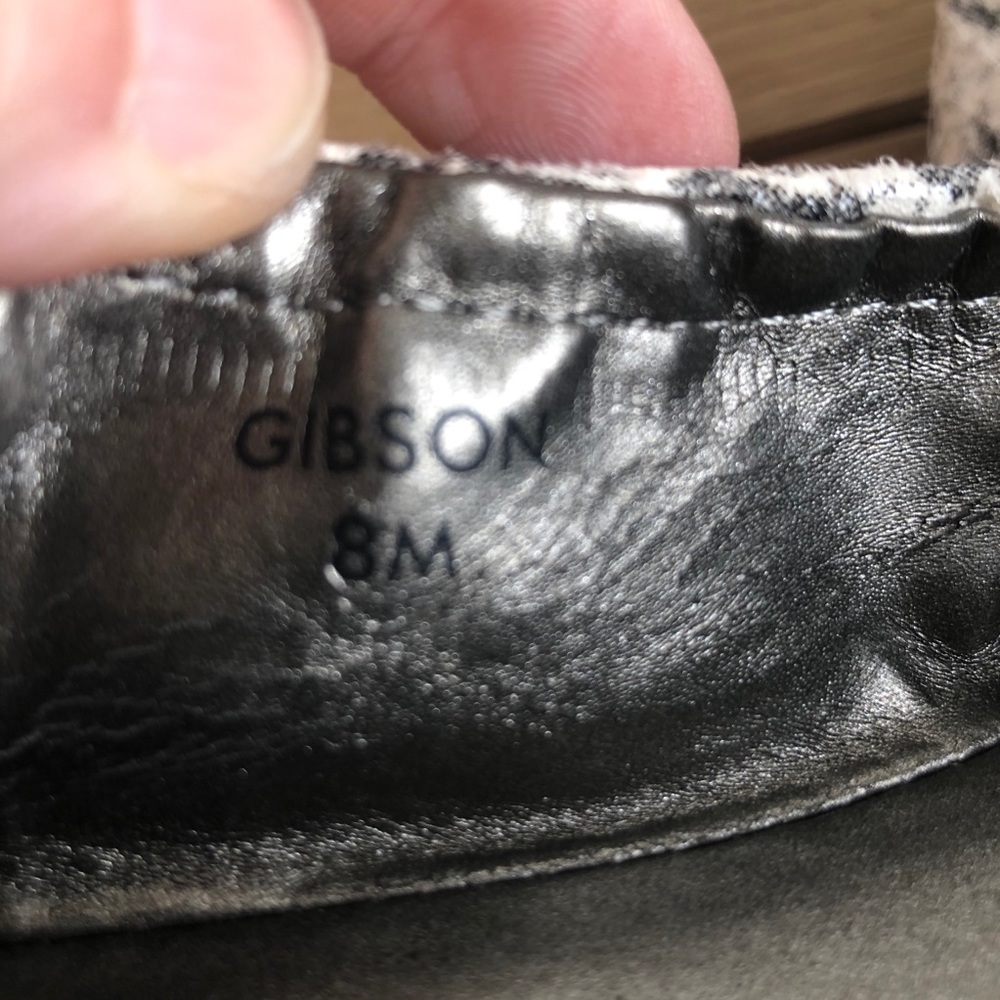 TAHARI Flats Faux Snake Skin Size 8 - Picture 5 of 6